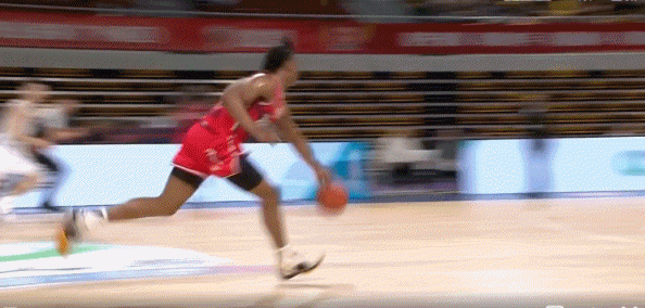 jinnianhui金年会这次选择正确！道格拉斯断球反击上演拉杆双手背扣！