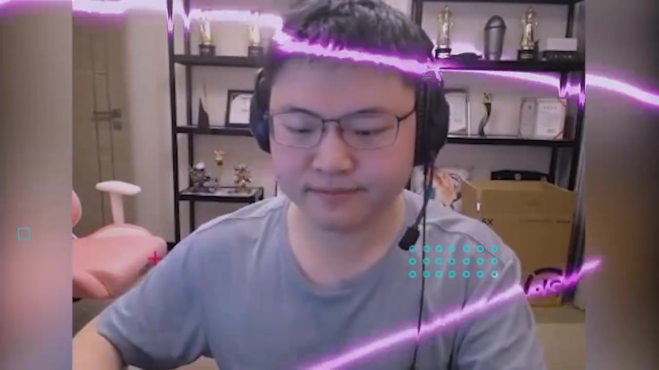 jinnianhui金年会Uzi四连跪后，掏出绝活完美R大四个：没怎么改，这么久没玩还会！