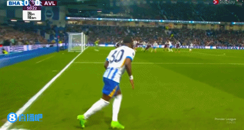 金年会体育滑跪怒吼庆祝！拉什福德接长传单刀破门，2场比赛打进3球